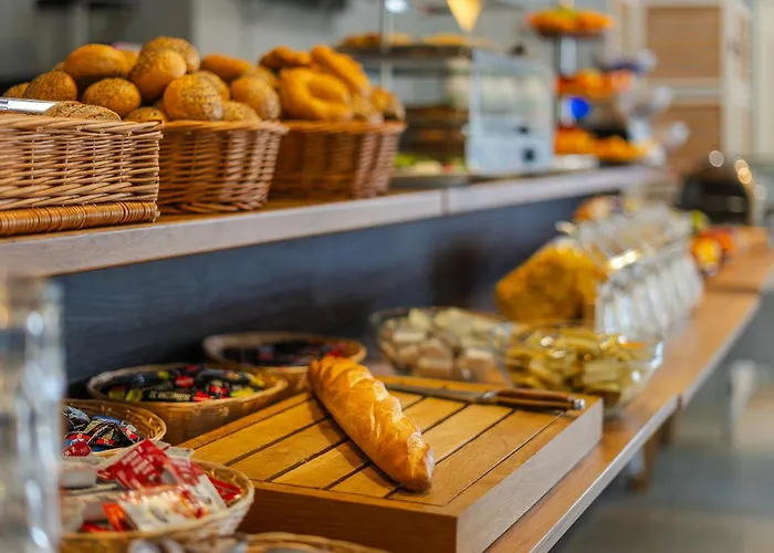 Przy Latarni Ośrodek wypoczynkowy *